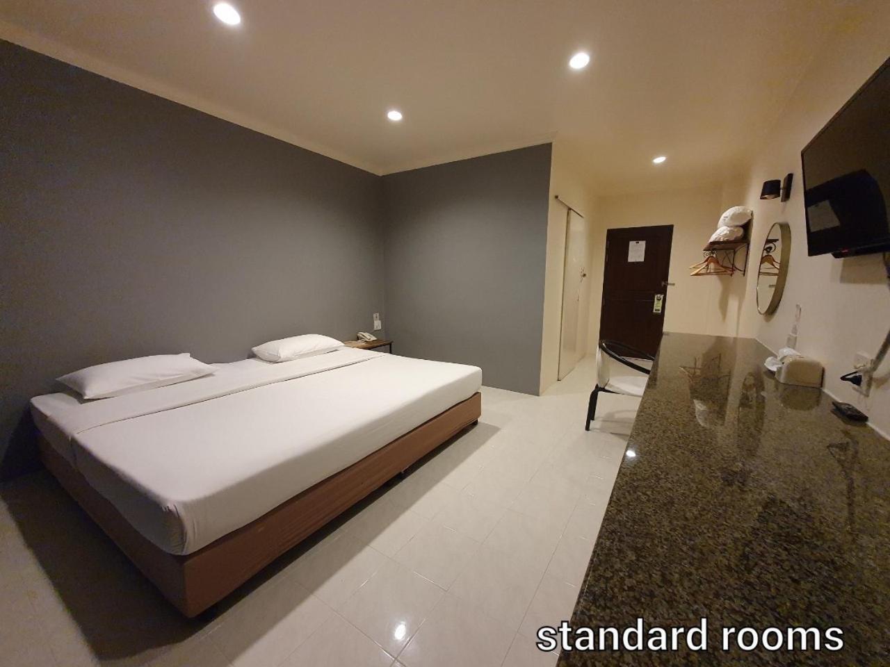 Rattana View Hotel Phitsanulok Exterior photo